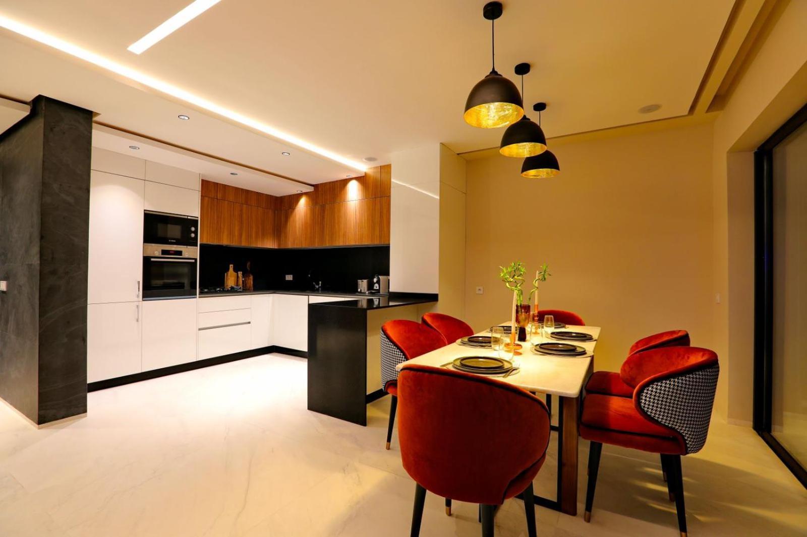 Duplex De Luxe, Piscine Sauna Apartment *